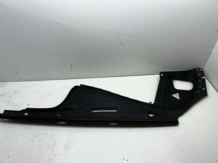 BMW 5 F10 F11 (2009 - 2016)  7019804 Другая деталь отсека двигателя