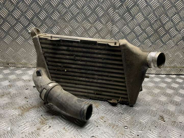 Audi A8 (2002 - 2005)  4E0145806D Радиатор интеркулера