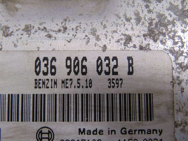 Skoda Octavia Mk1 (1U) (1996 - 2004)  036906032B Блок управления двигателя