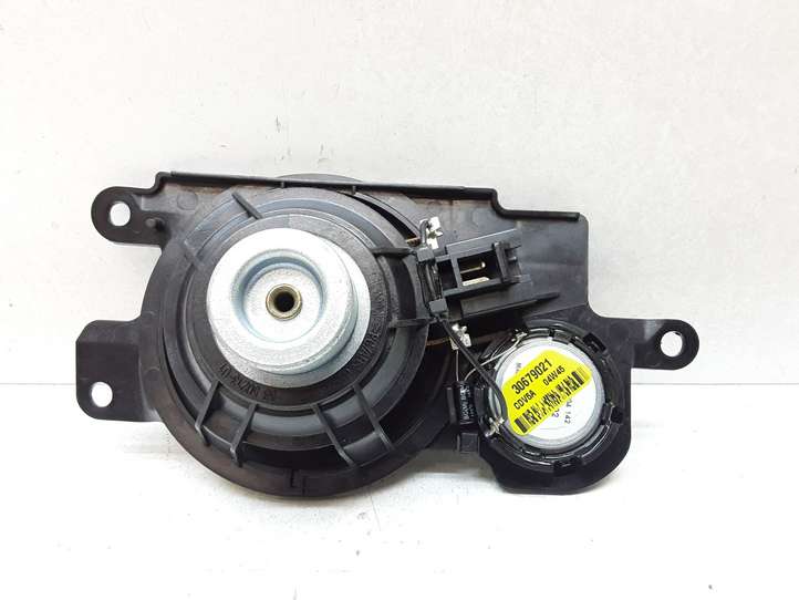 Volvo V50 (2004 - 2008)  30679021 Громкоговоритель в панели
