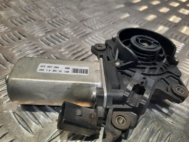 Audi A8 S8 D4 4H (2010 - 2014) 4F0837059 Активатор замка багажника — фото 1