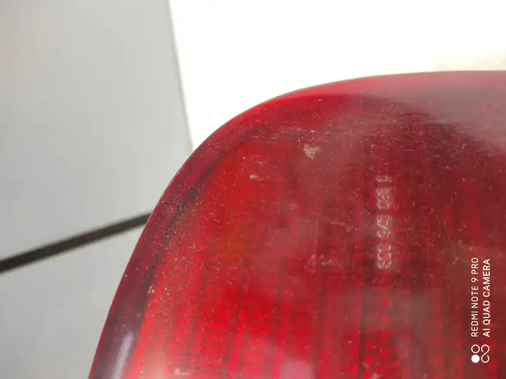 Audi A4 S4 B5 8D (1999 - 2001) 8D0945096C Задний фонарь в кузове — фото 2