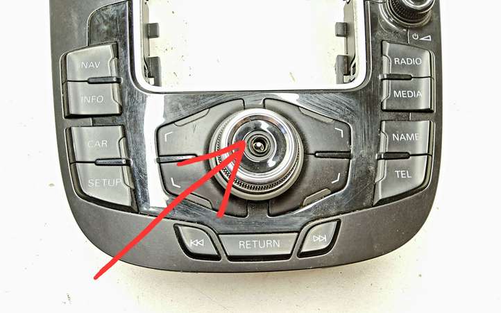 Audi Q5 (2008 - 2012)  8T0919609F Центральная консоль