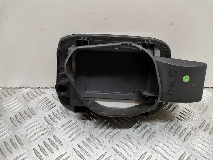 Audi A4 S4 B8 8K (2007 - 2011) 8K0809999D Крышка топливного бака — фото 3