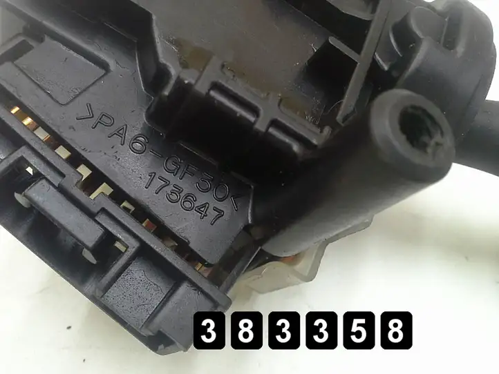 Toyota Corolla E120 E130 (2000 - 2004) 173647 Другие включатели / ручки/ переключатели — фото 5