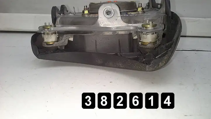 Toyota Avensis Verso (2001 - 2004) bampt11050 Подушка безопасности руля — фото 4