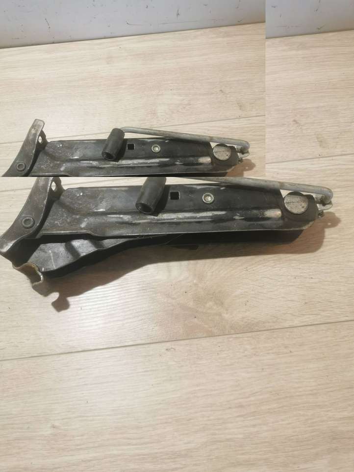 Volvo S60 (2000 - 2004)  8679369 Домкрат (данкрат)