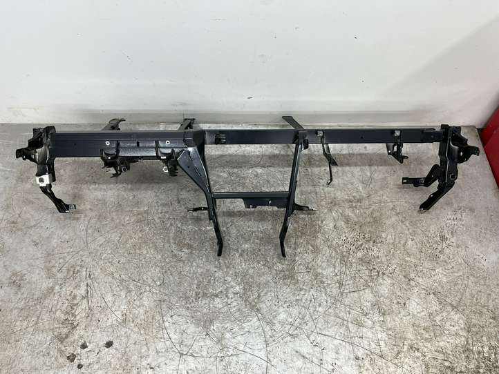 Audi A4 (2015 - 2019)  8W1857017D Балка крепления панели