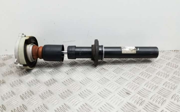 Audi A4 (2015 - 2019)  8W0413031BG Передний амортизатор