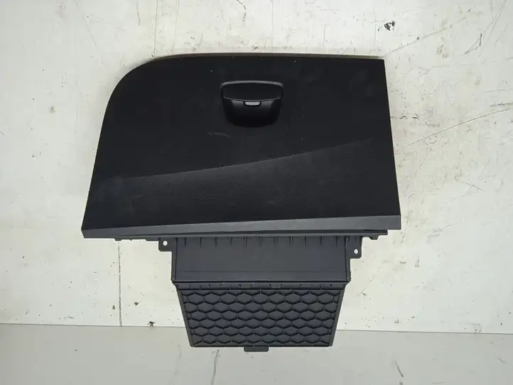 Seat Ibiza IV (6J,6P) (2008 - 2017) 6J1857103 Вещевой ящик — фото 1