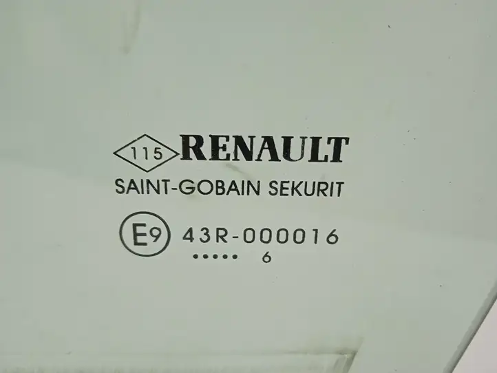 Renault Kadjar (2015 - 2018) 43R000016 Стекло передней двери — фото 2