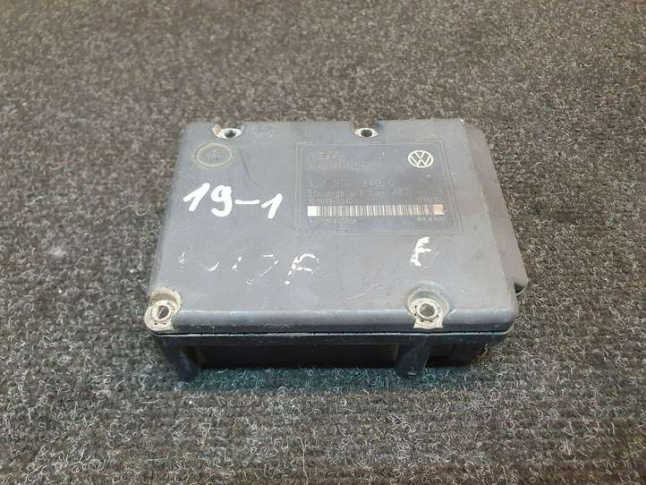 Volkswagen Golf IV (1998 - 2005)  1J0907379G Блок ABS