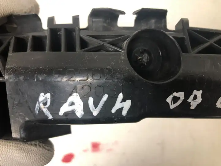 Toyota RAV 4 (XA30) (2006 - 2016) 5256242031 Кронштейн заднего бампера — фото 4