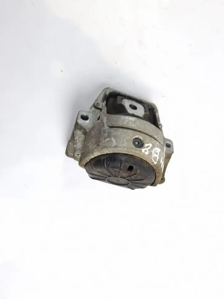 Audi A4 S4 B8 8K (2007 - 2011) 8K0199381 Опора двигателя — фото 2