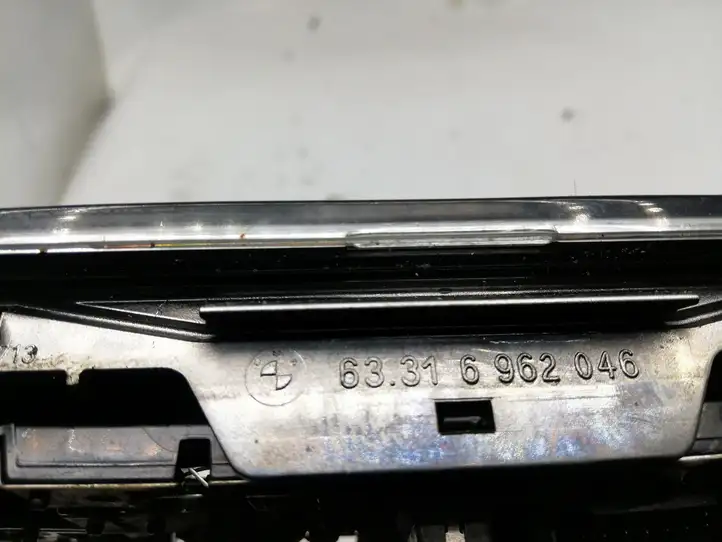BMW X3 E83 (2003 - 2010) 63316962046 Передняя подсветка — фото 2