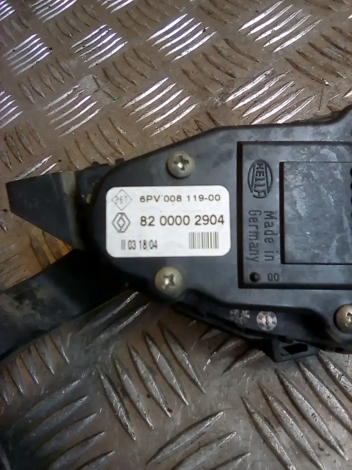 Renault Laguna II (2001 - 2005) 8200002904 Педаль акселератора — фото 2