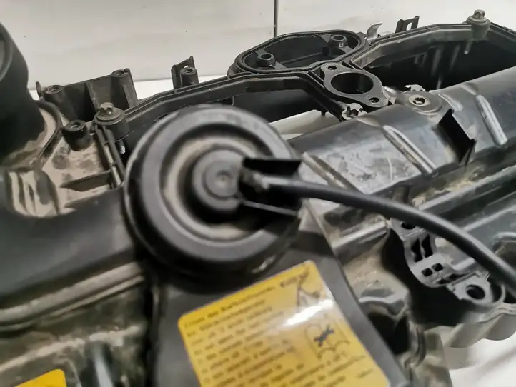 BMW 3 F30 F35 F31 (2012 - 2018) 7588412 Крышка головки блока цилиндров — фото 5
