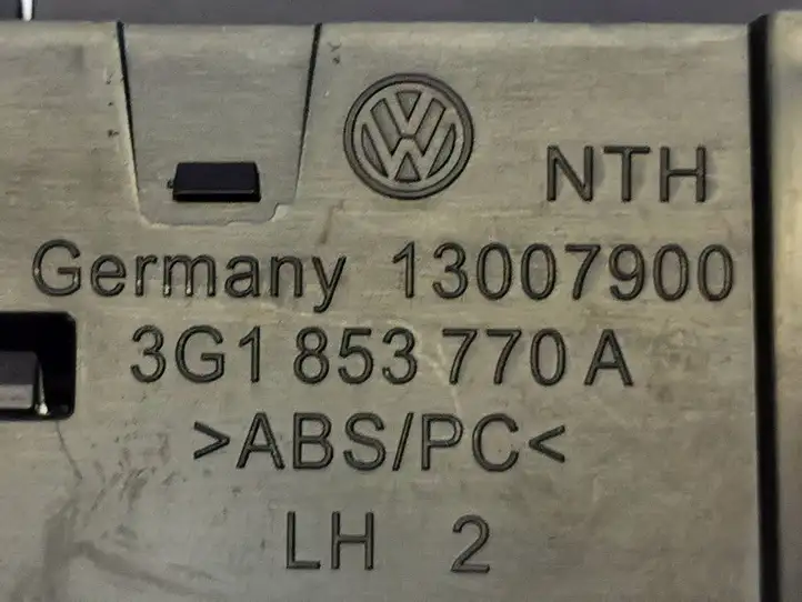 Volkswagen PASSAT B8 (2015 - ) 3G1853770A Включатель аварийных фонарей — фото 4