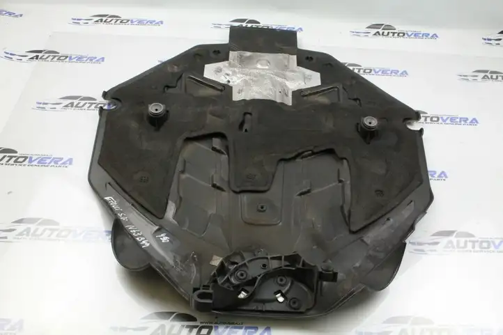 BMW 5 F10 F11 (2009 - 2016) 1371757745603 Крышка двигателя декоративная — фото 5