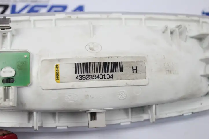 BMW 3 F30 F35 F31 (2012 - 2018) 9239401 Задняя подсветка — фото 2