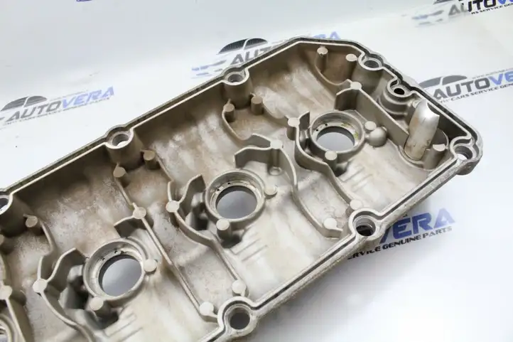 BMW M6 E63/E64 (2004 - 2010) 7834624 Крышка головки блока цилиндров — фото 3