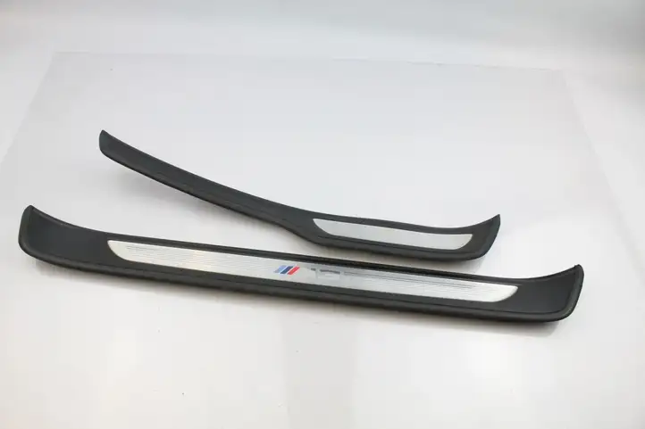 BMW M3 E92 (2007 - 2013) 7907154 Внутренняя обшивка порога (комплект) — фото 1