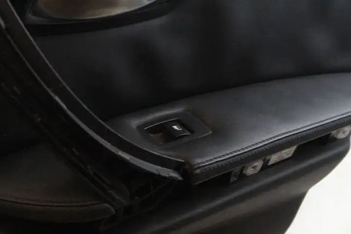 BMW 3 E90 E91 (2005 - 2012) 6687456 Обшивка задней двери — фото 9