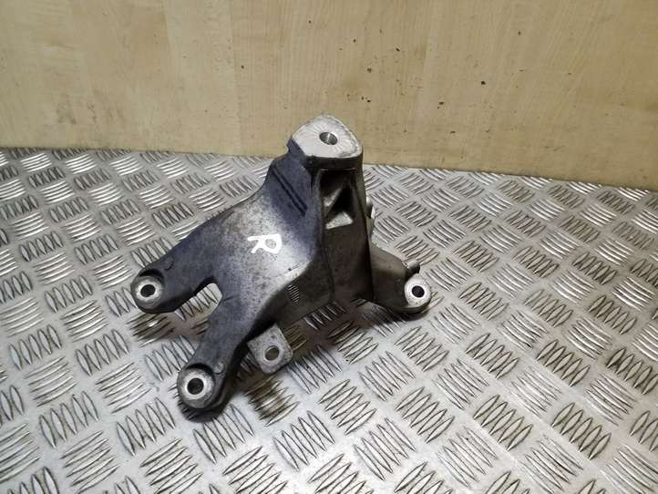 Audi Q5 (2008 - 2012)  8K0199308AL Кронштейн