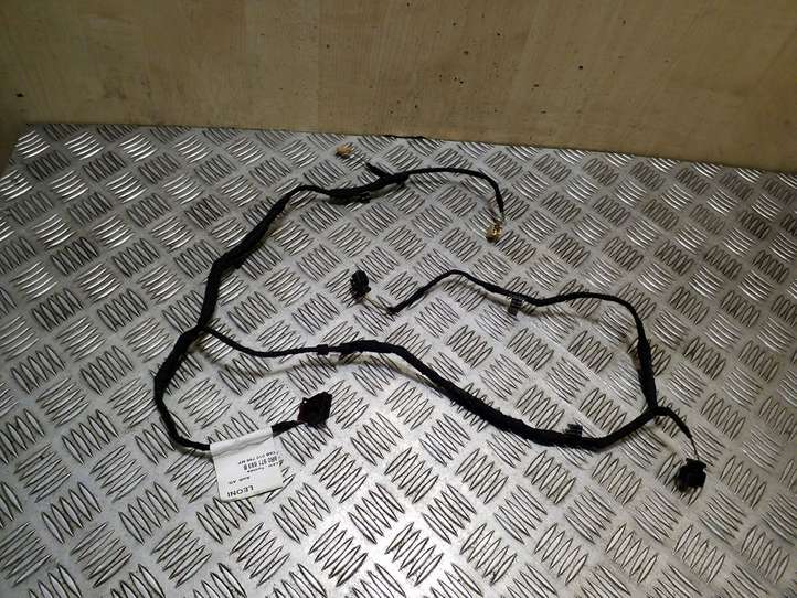Audi Q5 (2008 - 2012)  8R0971693B Проводка передних дверей