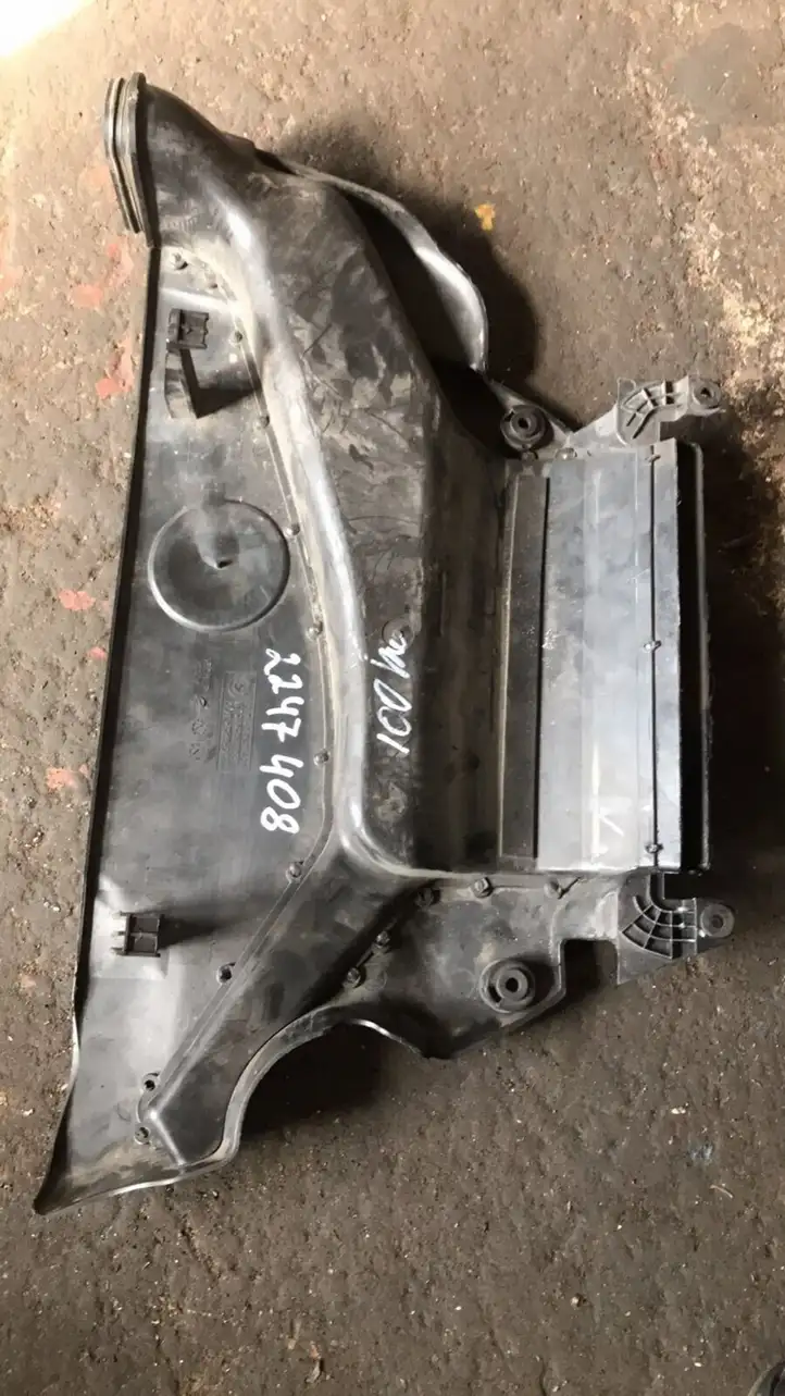 BMW 5 E39 (1996 - 2003) 2248061 Крышка двигателя декоративная — фото 2