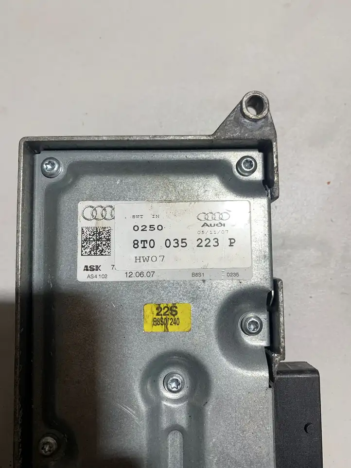 Audi A5 8T 8F (2007 - 2011) 8T0035223P Усилитель звука — фото 2