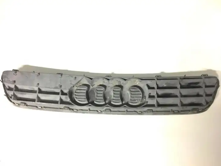 Audi A3/S3 8L (2000 - 2003) 8L0807683 Передняя решетка — фото 2