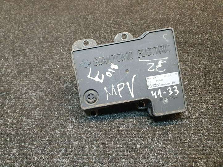 Mazda MPV (1999 - 2006)  4364452 Блок ABS
