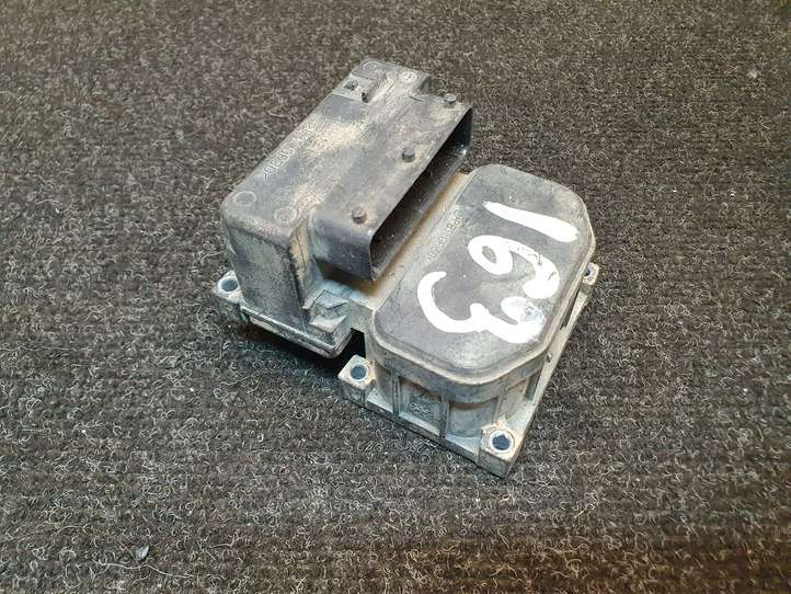 Renault Scenic I (1996 - 2003)  0273004395 Блок ABS
