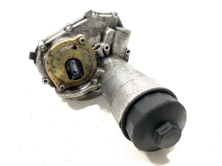 Audi A6 S6 C5 4B (2001 - 2004) 059115405G Кронштейн масляного фильтра — фото 3