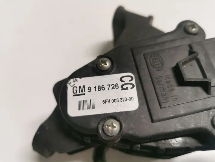 Opel Vectra C (2005 - 2009) 9186726 Педаль акселератора — фото 3