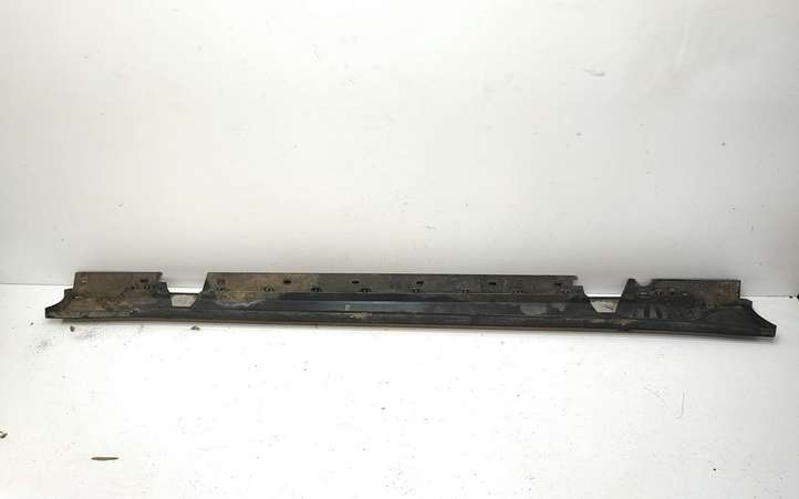 BMW X1 E84 (2009 - 2015)  2990599 Порог