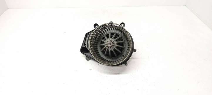 Skoda Superb B5 (3U) (2001 - 2008)  8D1820021 Вентилятор печки