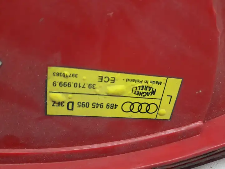 Audi A6 S6 C5 4B (1997 - 2001) 4B9945095 Задний фонарь в кузове — фото 3