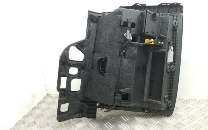 Audi A4 (2015 - 2019)  8W1857035C Комплект ящика для вещей (бардачка)