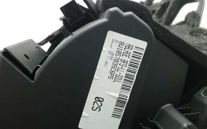 Audi A4 (2015 - 2019)  8W1857035C Комплект ящика для вещей (бардачка)