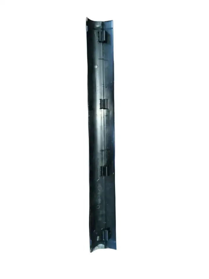 BMW 5 E60 E61 (2004 - 2010) 51477025007 Внутренняя отделка переднего порога — фото 2