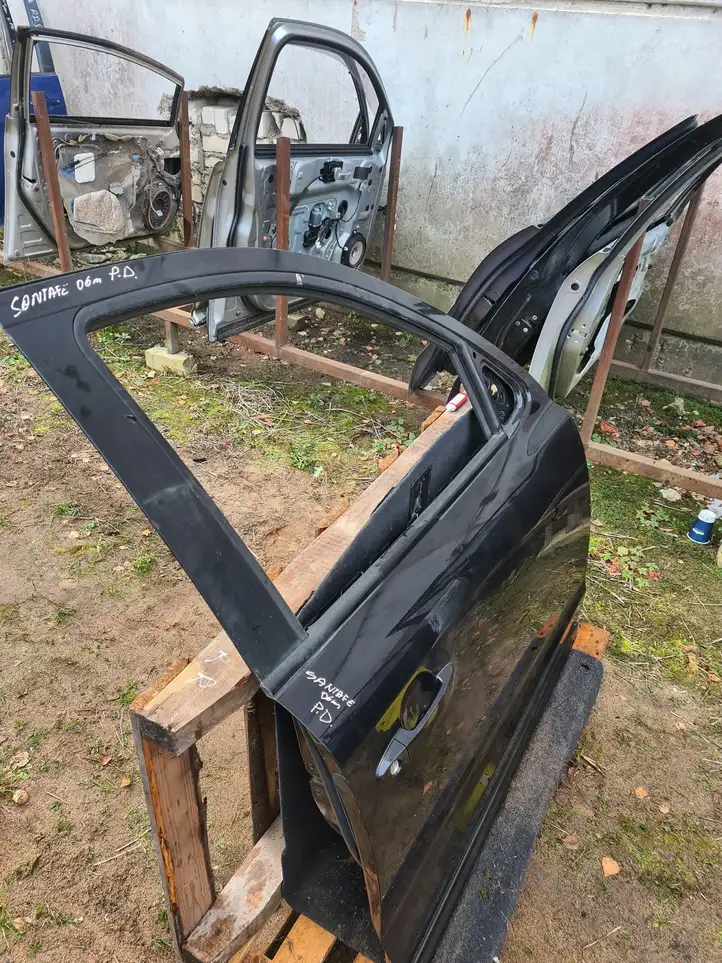 Hyundai Santa Fe (2005 - 2009) Дверь — фото 3