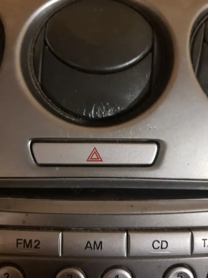 Mazda 6 (2002 - 2005) FF011068B Магнитола / мультимедийная система — фото 2