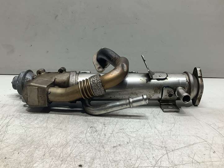Audi A4 (2007 - 2011)  03L131512AH Охладитель EGR