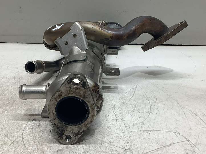 Audi A4 (2007 - 2011)  03L131512AH Охладитель EGR