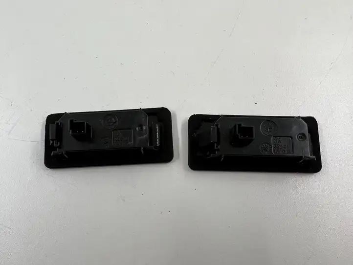 BMW 3 F30 F35 F31 (2012 - 2018) 65201 Подсветка номера — фото 2