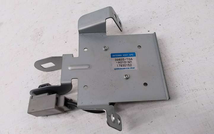 Honda CR-V (2012 - 2016)  39835T0AA010M1 Антенна (антенна GPS)