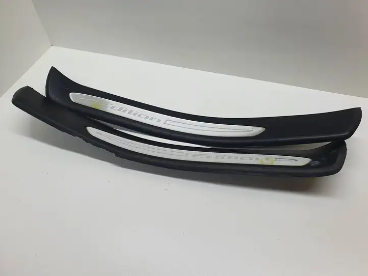 BMW 5 E60 E61 (2004 - 2010) 7172292 Внутренняя отделка заднего порога — фото 2