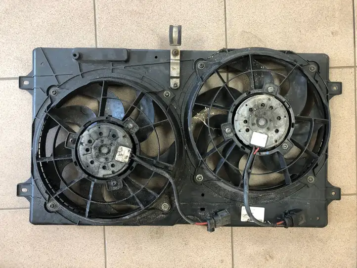 Volkswagen Sharan (2003 - 2010) 0130303881 Электровентилятор радиатора — фото 1